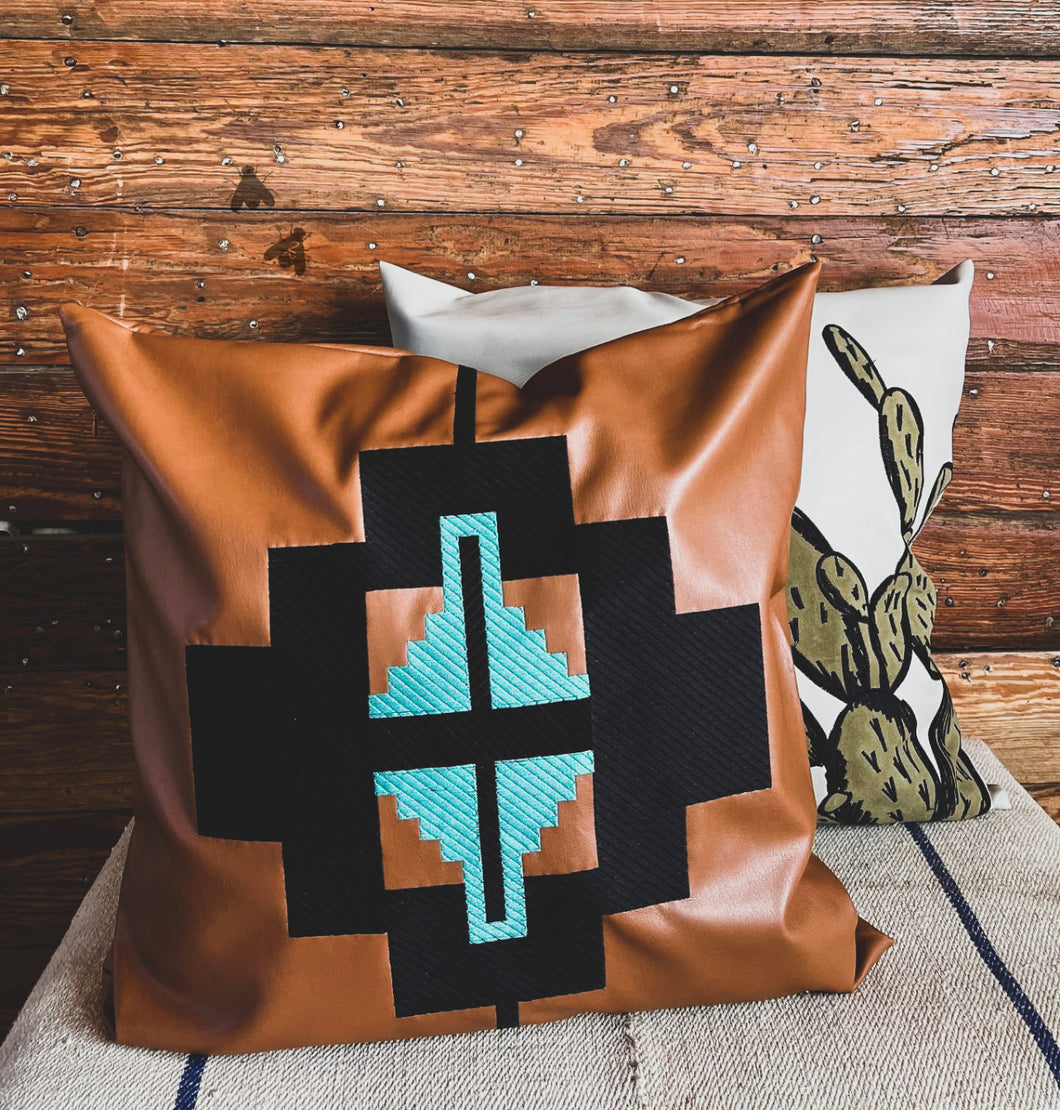 Su Casa Aztec pillow